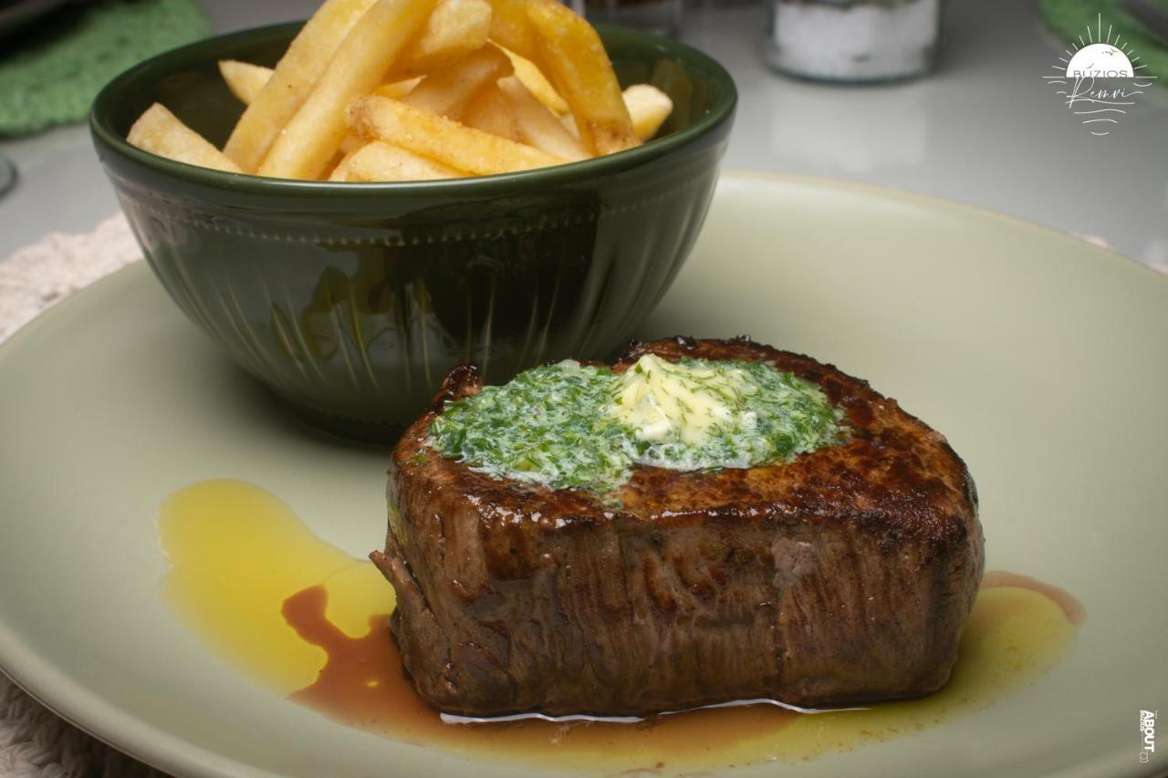 Pousada Praia Joao Fernandes Armacao dos Buzios Экстерьер фото A steak with Béarnaise sauce